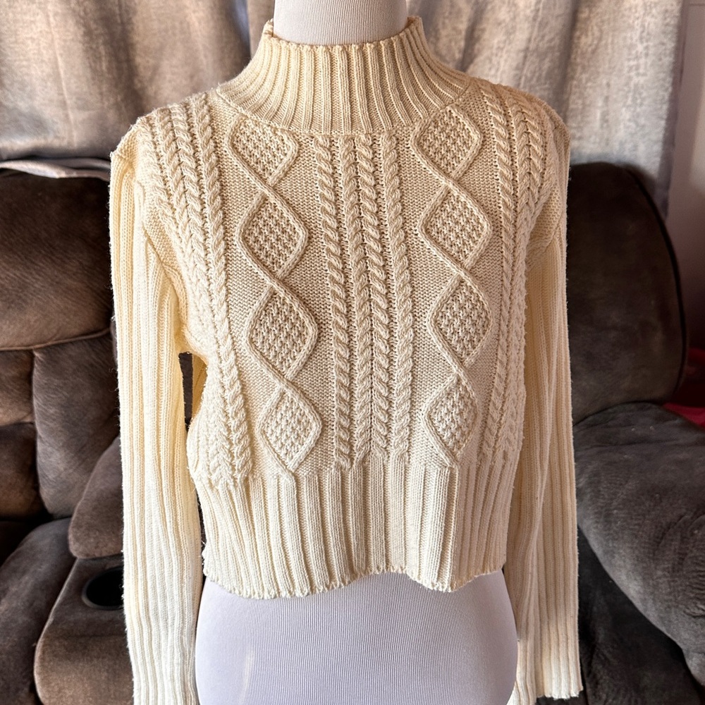 Knitted Cream Crop top